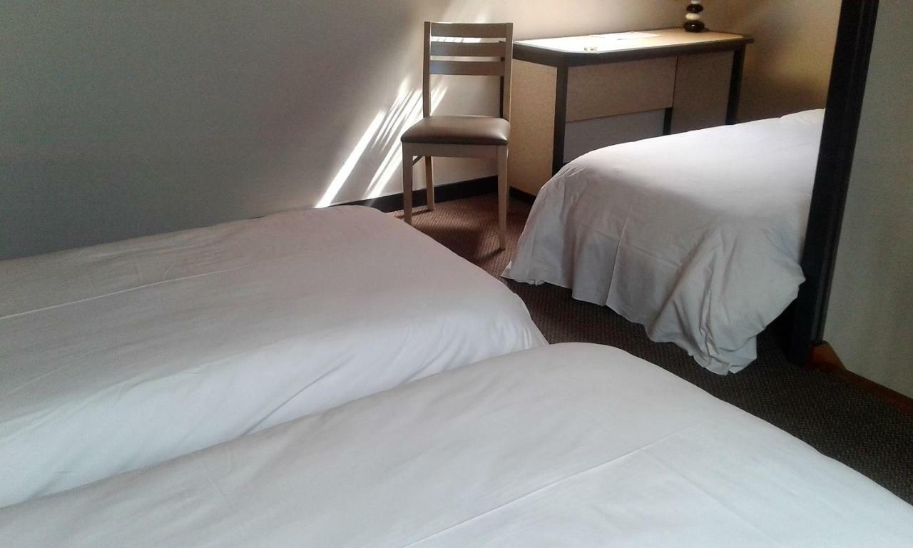 Hotel Restaurant Le Capricorne Pouldreuzic Dış mekan fotoğraf